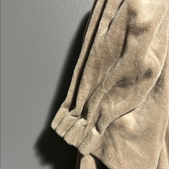 Vintage Y2K Juicy Couture Tan Hooded Zip-Up Jacket hoodie - Picture 5 of 11